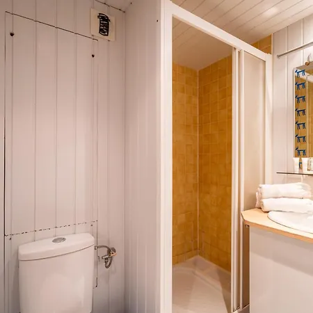 In-out - Heart Of Warm-hearted Apartment, Wifi Apartment